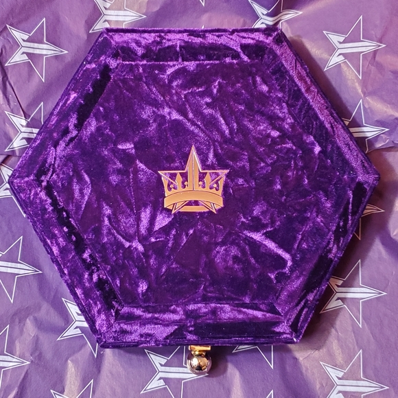 Jeffree Star Cosmetics Blood Lust Makeup Palette - Picture 5 of 6